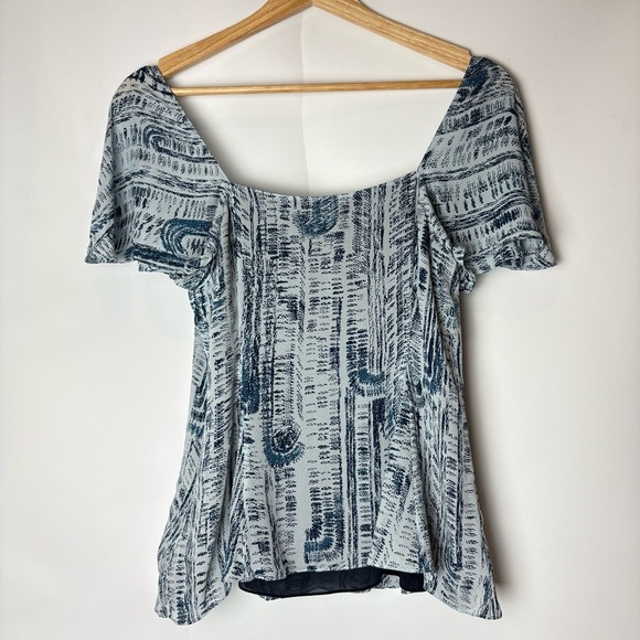 Theory Godet Flutter Sleeve Silk Short Sleeve Blouse - Picture 7 of 8